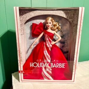 Holiday Barbie Signature Doll Blonde Special Edition 2019 Mattel FXF01 Christmas